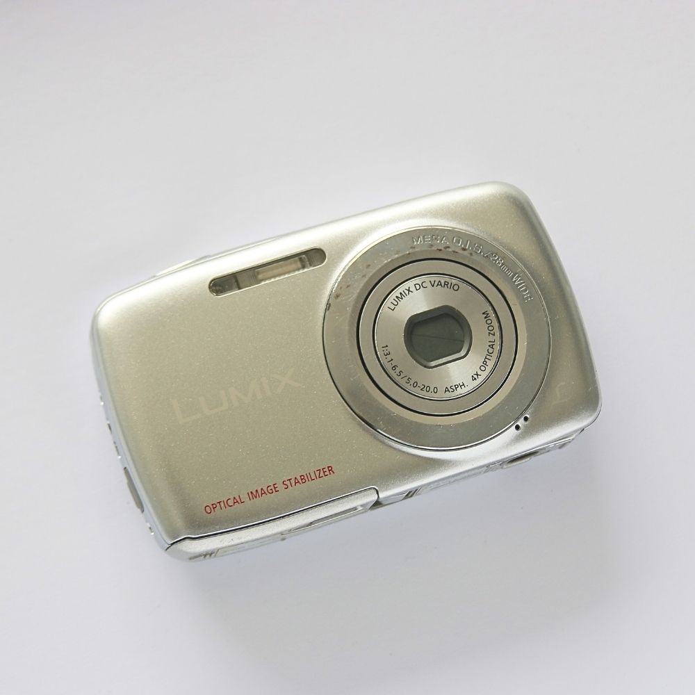 Panasonic LUMIX DMC-S1