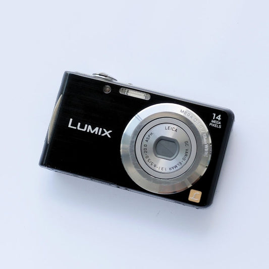 Panasonic LUMIX DMC-FH2