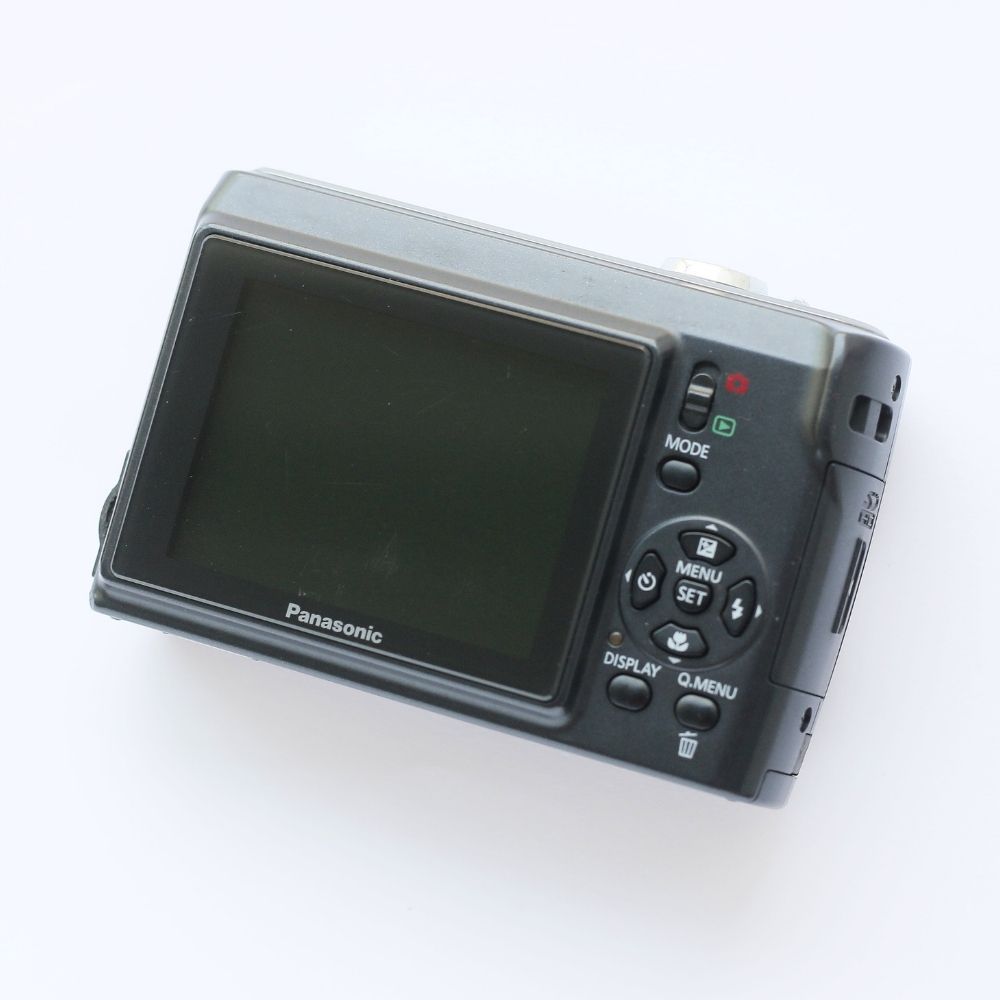Panasonic LUMIX DMC-LS80