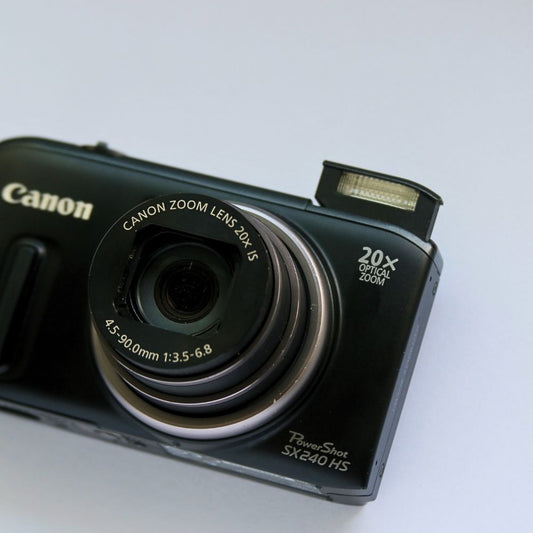 Canon PowerShot SX240 HS