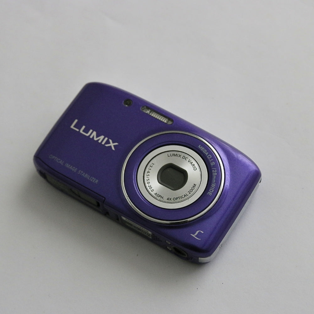Panasonic LUMIX DMC-S2