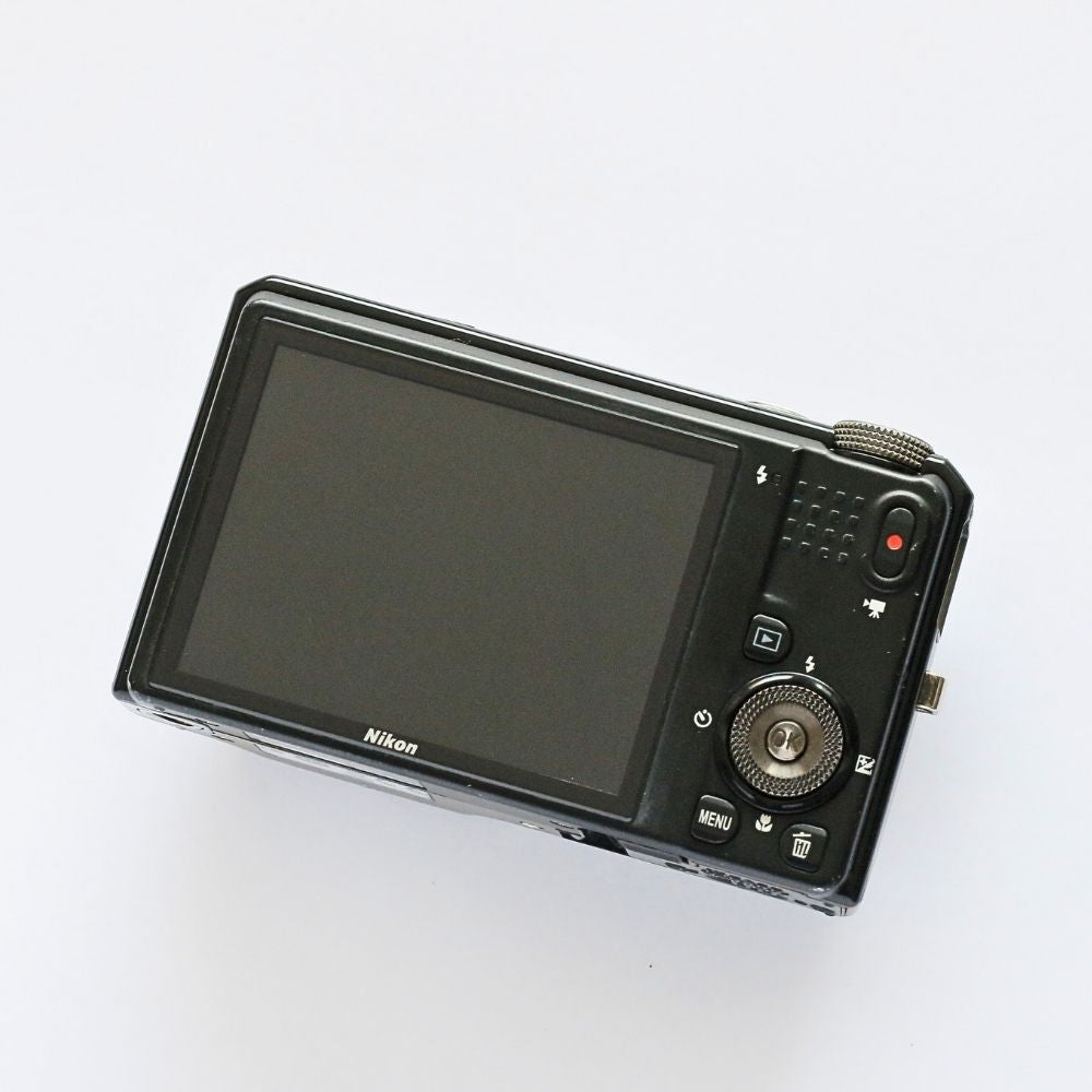 Nikon COOLPIX S9050 Full HD