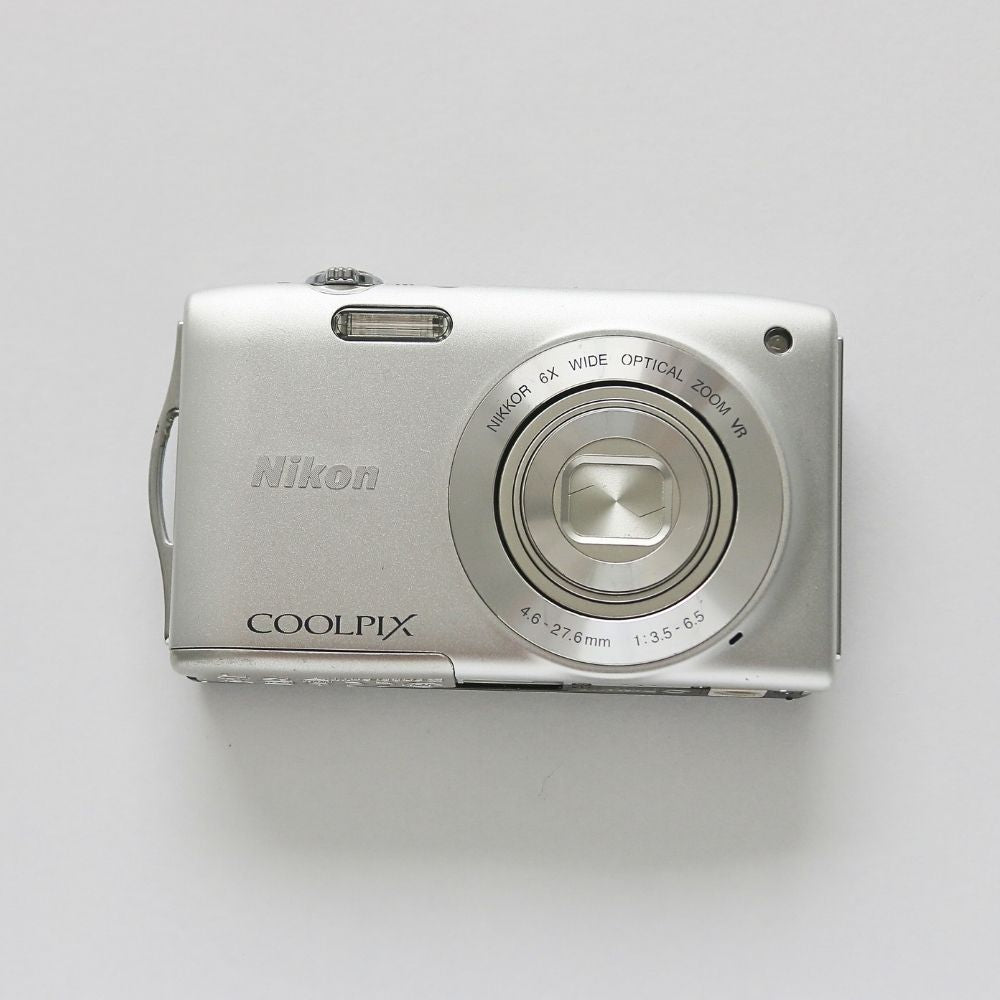 Nikon COOLPIX S3300
