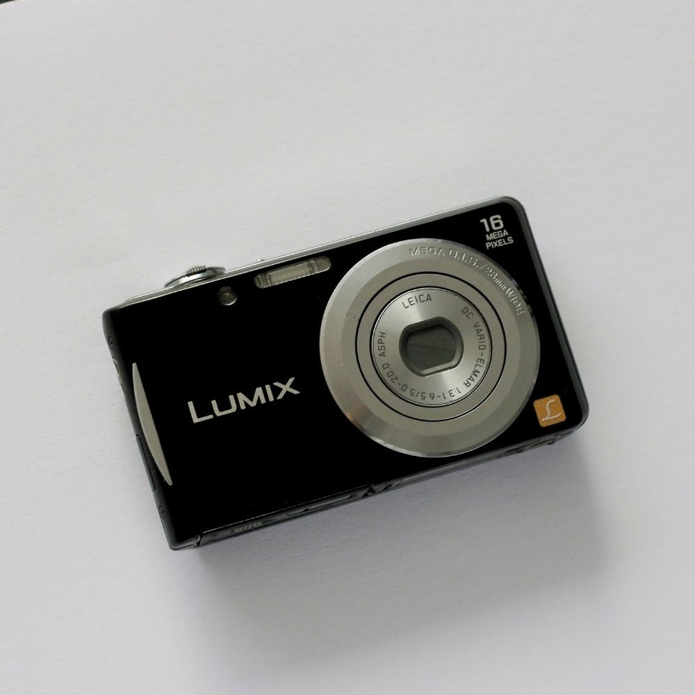 Panasonic LUMIX DMC-FH5