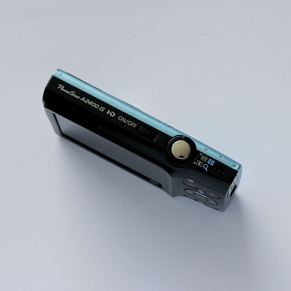 Canon PowerShot A2400 HD