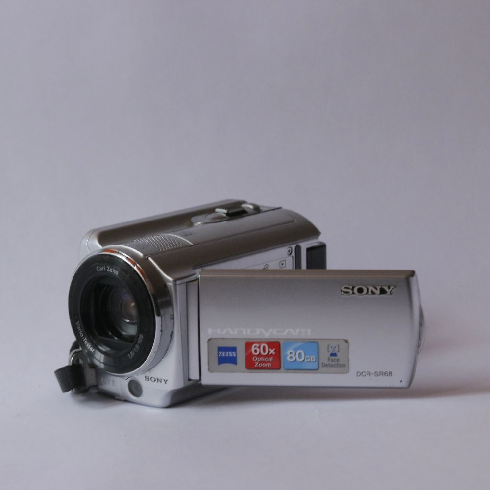 SONY Handycam DCR-SR68