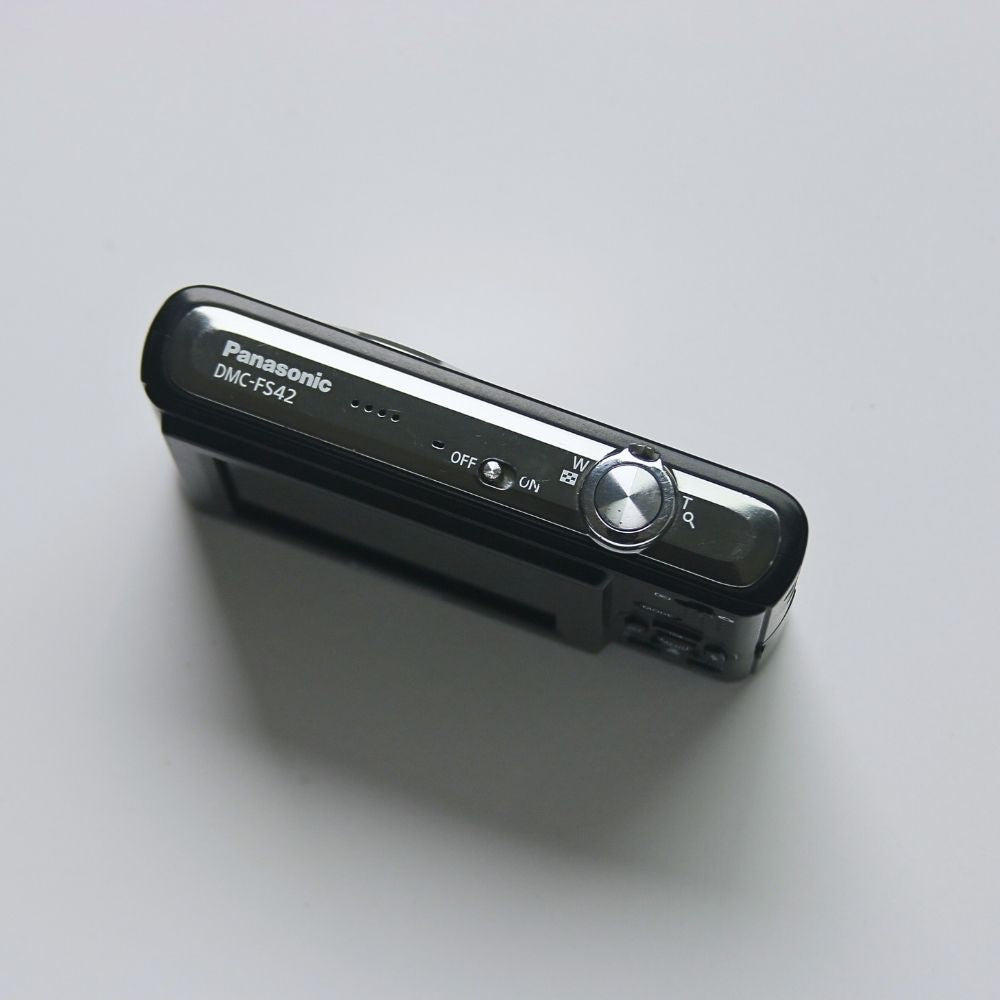 Panasonic LUMIX DMC-FS42