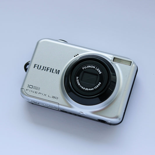 Fujifilm FINEPIX L30