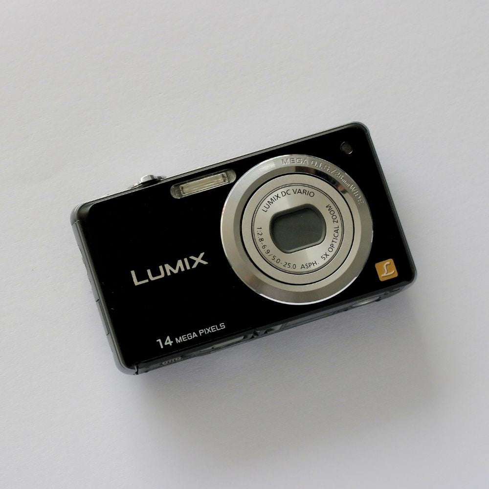 Panasonic LUMIX DMC-FH3