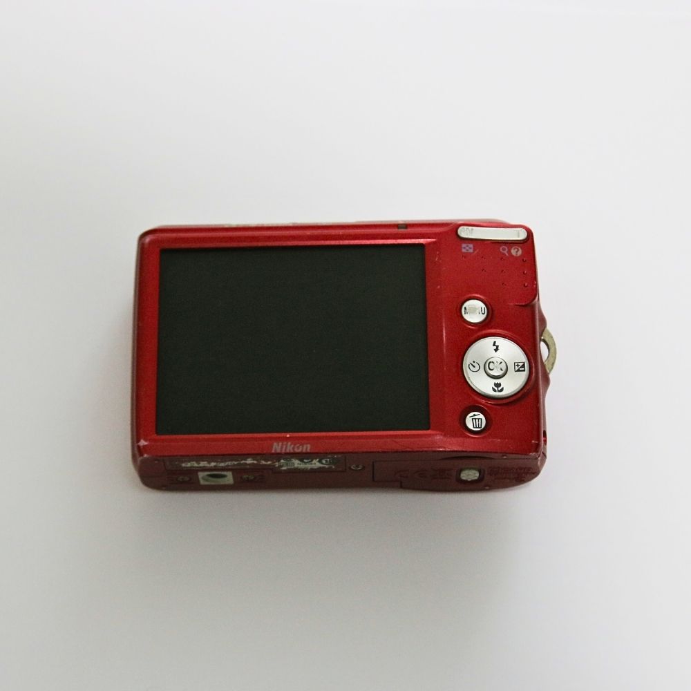 Nikon COOLPIX L18