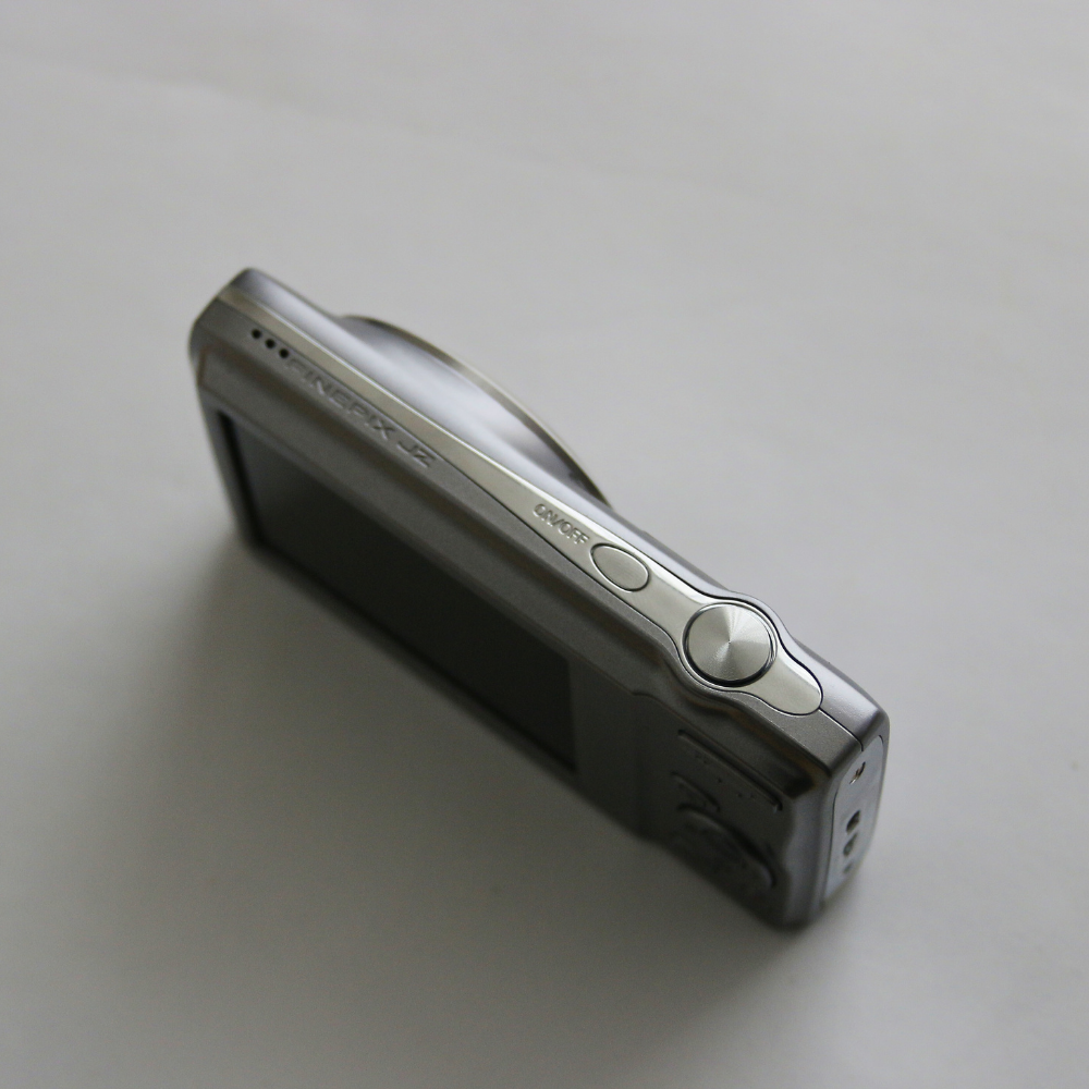 Fujifilm FINEPIX JZ100