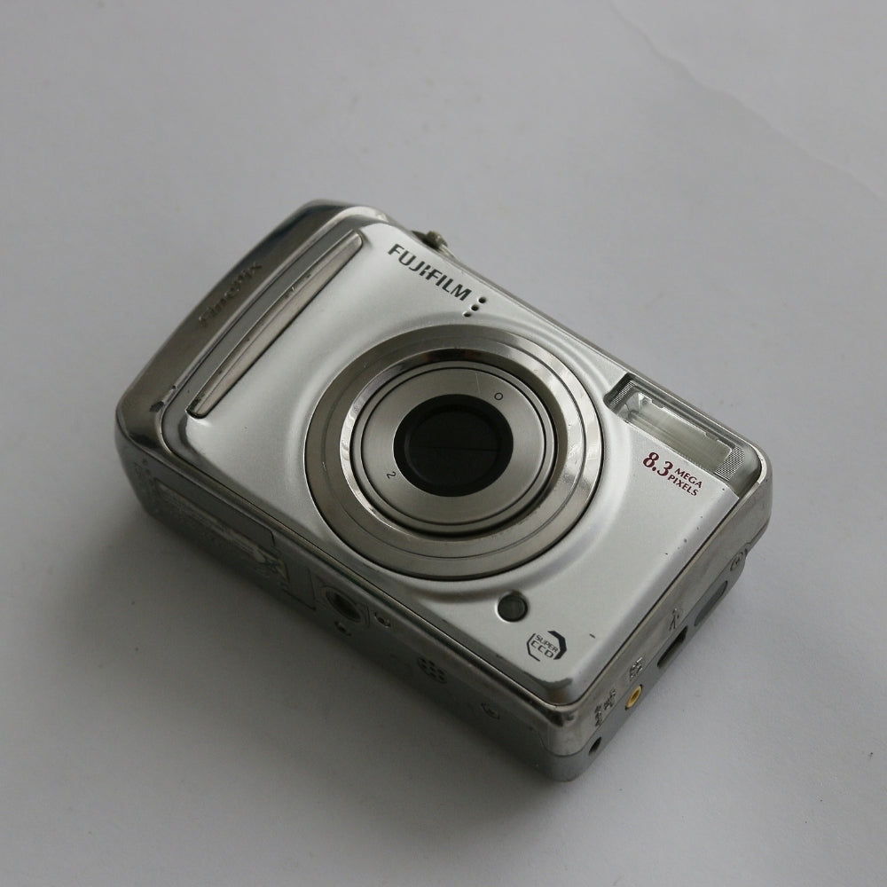 FUJIFILM A800