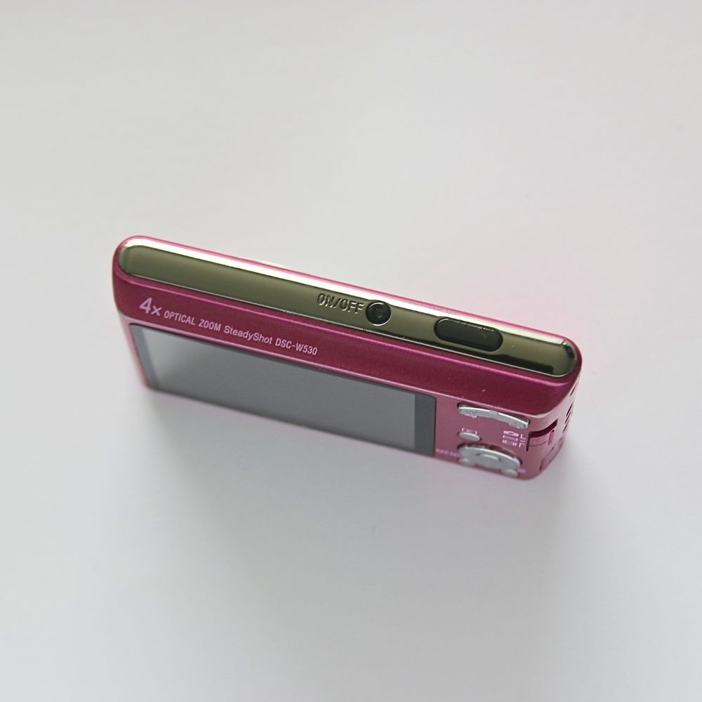 Sony Cyber-shot DSC-W530