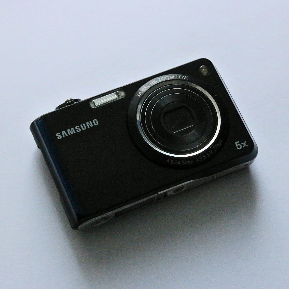 Samsung PL150 Selfie