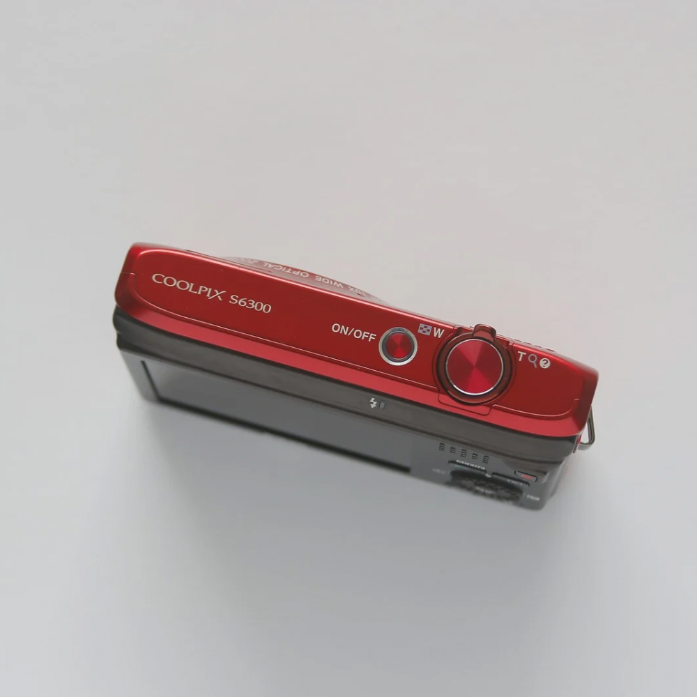 Nikon COOLPIX S6300